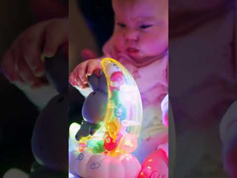 Cảnh báo 4 nhóm đồ chơi nguy hiểm trong nhà.