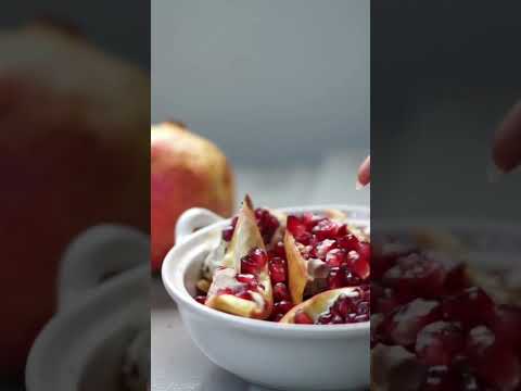 Mẹo dân gian nặn má lúm cho con.