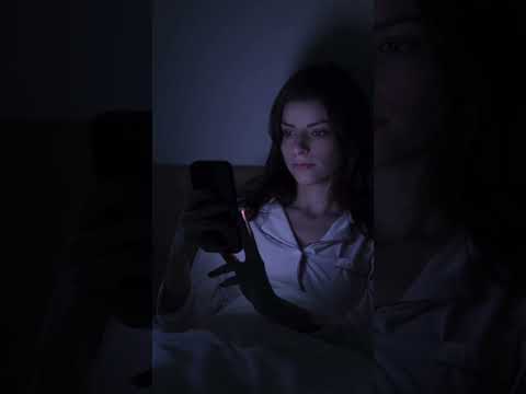 Thói quen ban đêm của mẹ bầu đang âm thầm làm rối loạn nhịp sinh học thai nhi.